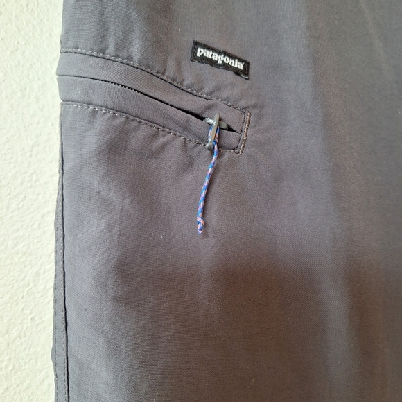 Patagonia Mens Gray Outdoor Pants. Size XL - Picture 4 of 9